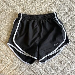 nike womens tempo running shorts